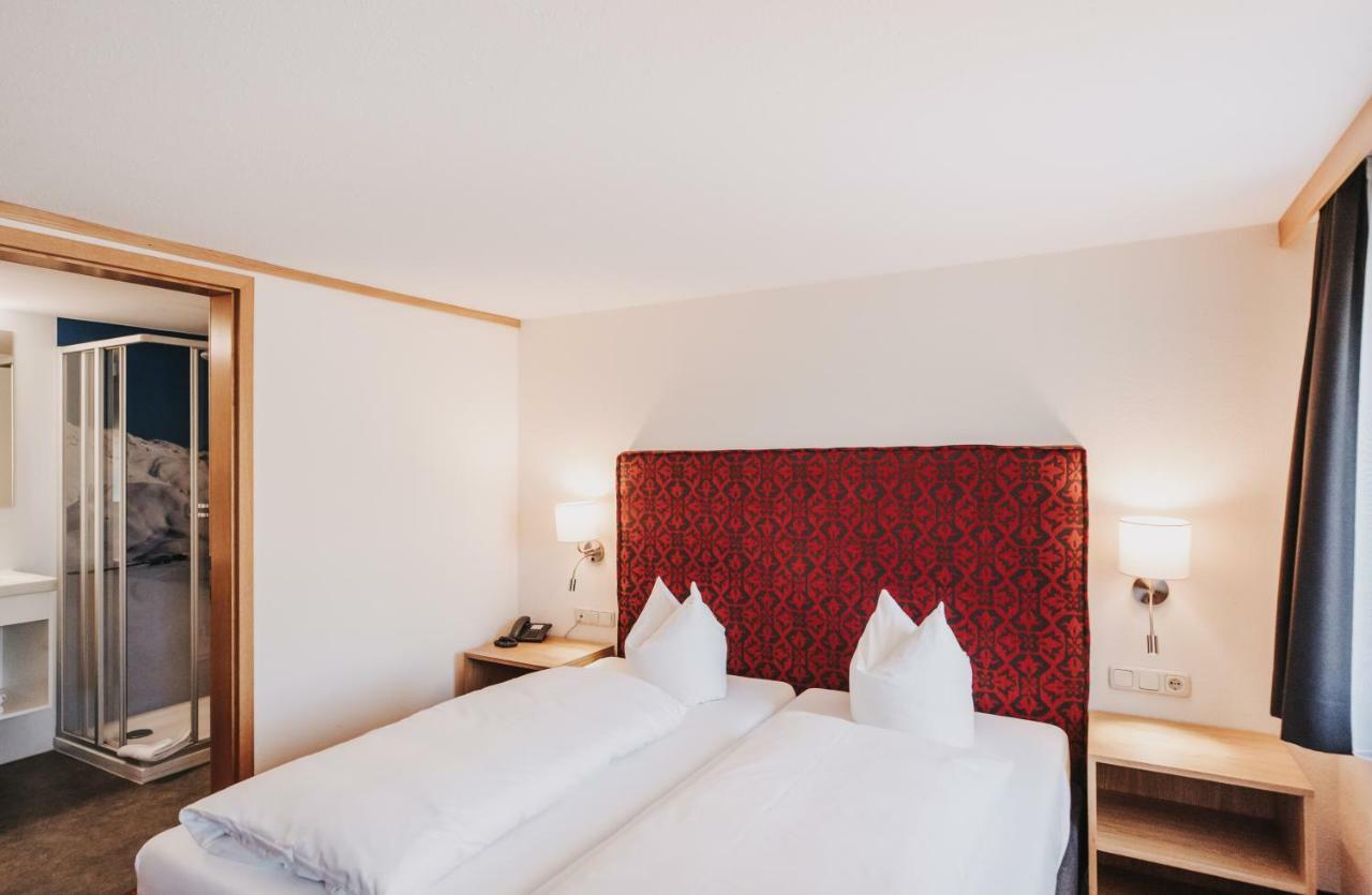 Hotel Adler Warth  Esterno foto