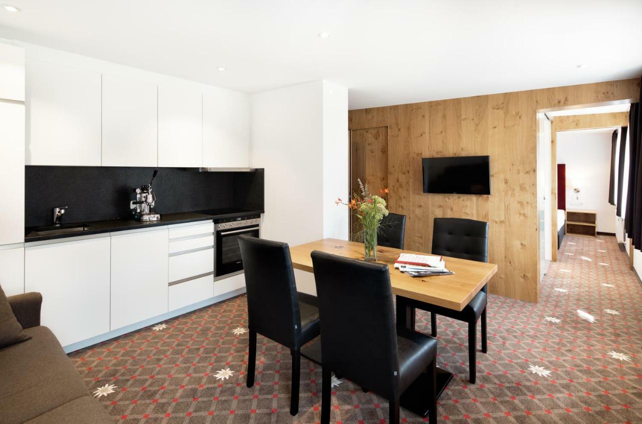 Hotel Adler Warth  Esterno foto